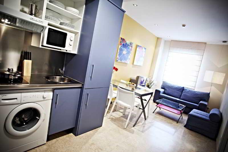 Apartamentos Vertice Sevilla Aljarafe Bormujos Eksteriør billede