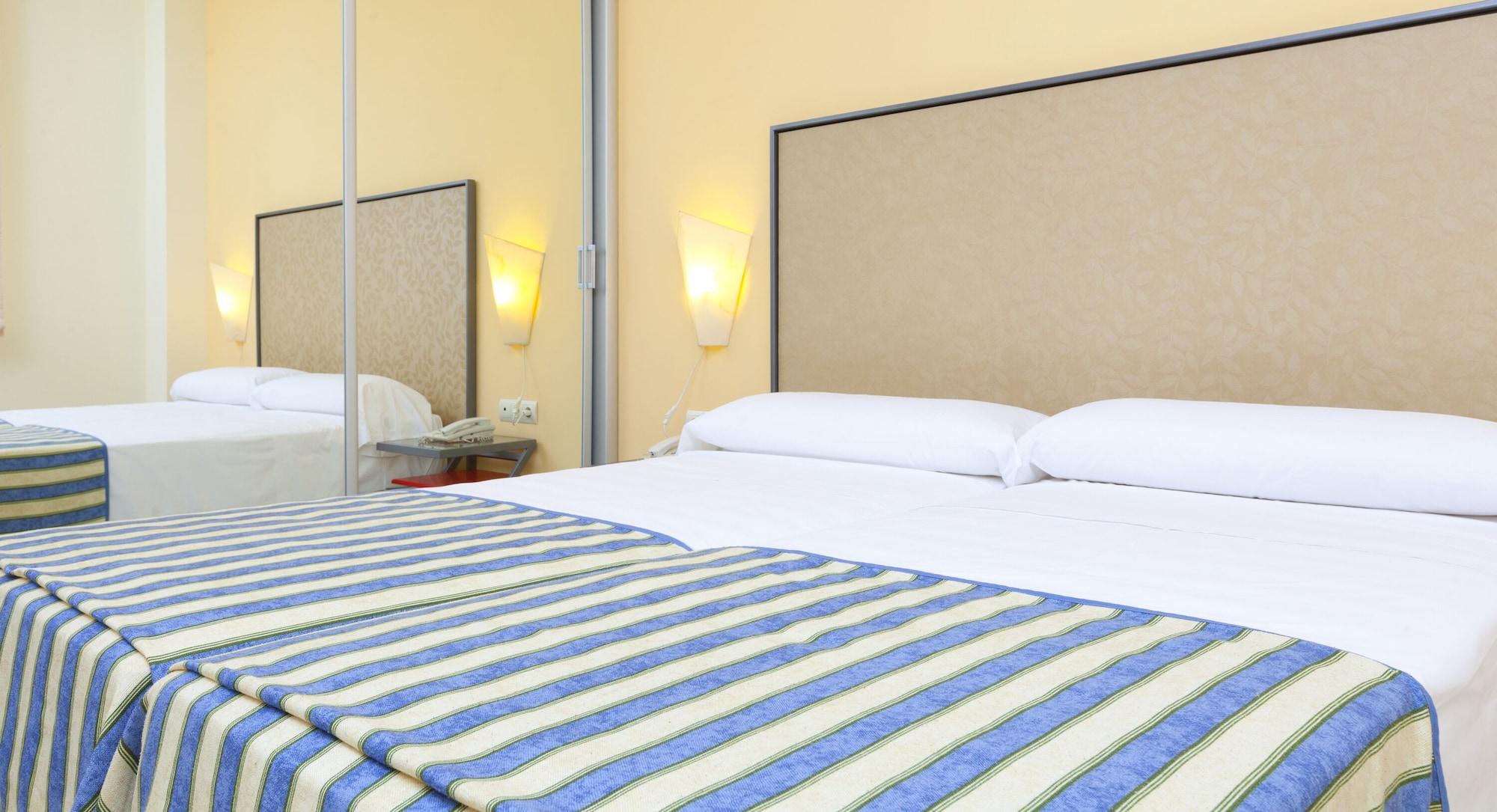 Apartamentos Vertice Sevilla Aljarafe Bormujos Eksteriør billede