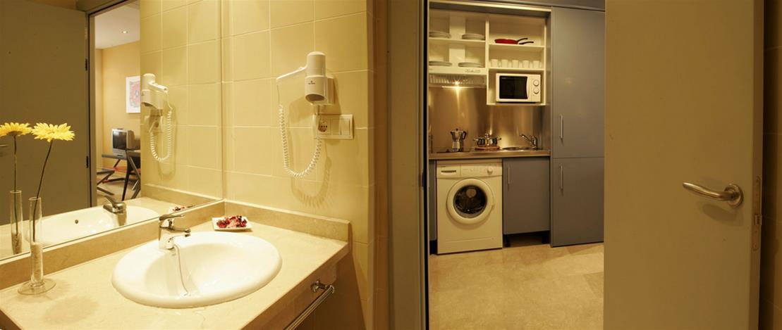 Apartamentos Vertice Sevilla Aljarafe Bormujos Eksteriør billede