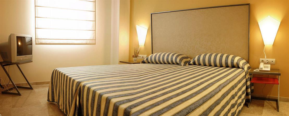 Apartamentos Vertice Sevilla Aljarafe Bormujos Eksteriør billede